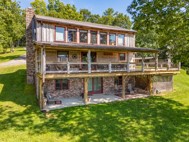 Nearby Listing Image