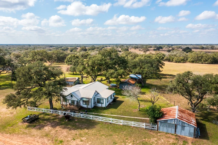 Nearby Listing Image