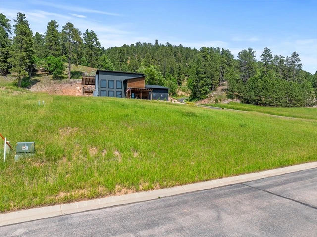 Nearby Listing Image