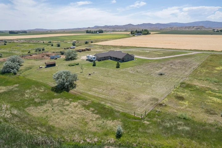 Nearby Listing Image