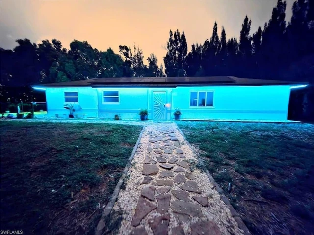 Nearby Listing Image