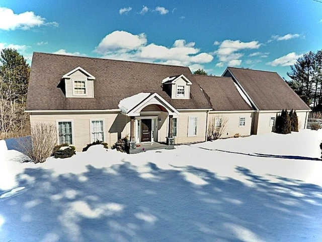 Nearby Listing Image