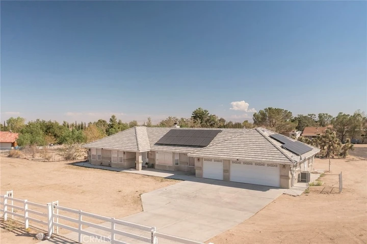 Nearby Listing Image