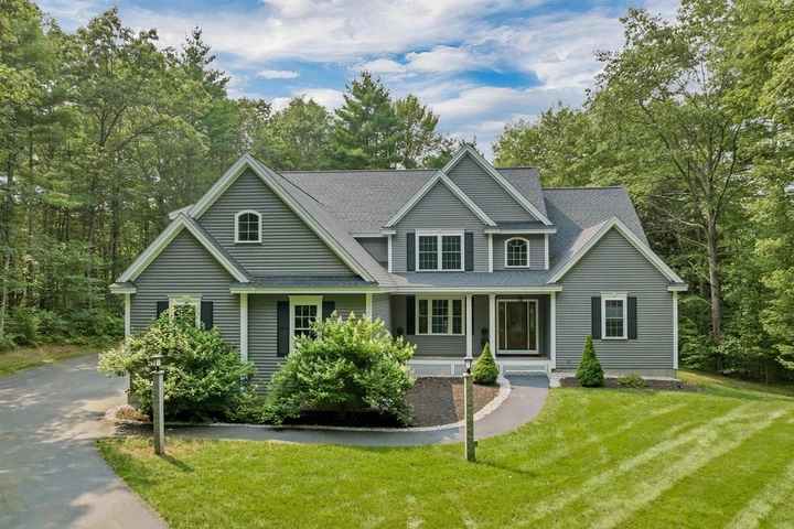Nearby Listing Image
