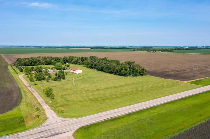 Nearby Listing Image