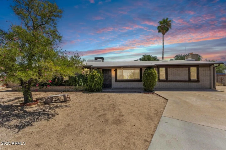 Nearby Listing Image