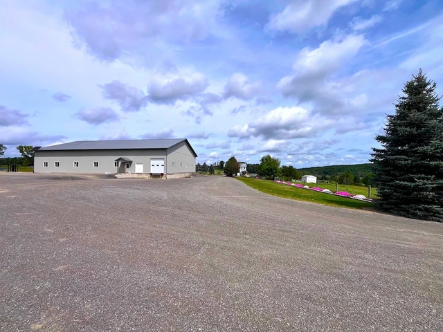 Nearby Listing Image