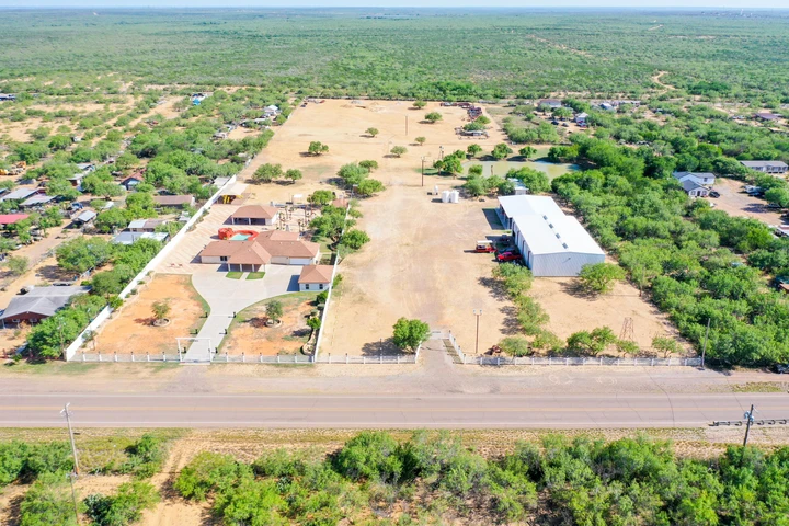 Nearby Listing Image