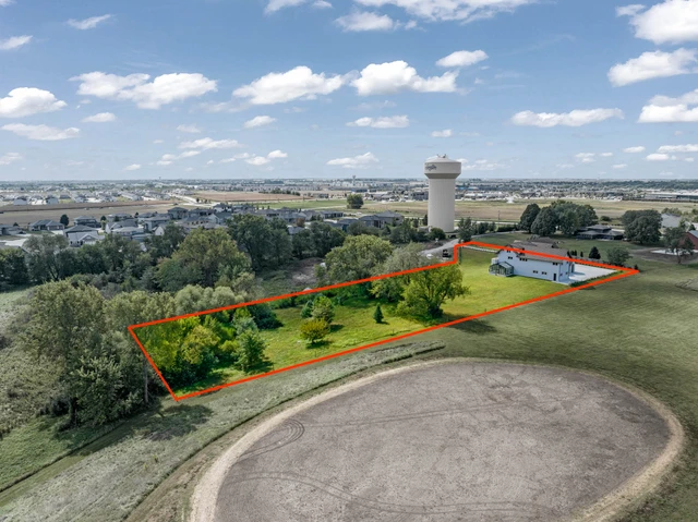 Nearby Listing Image