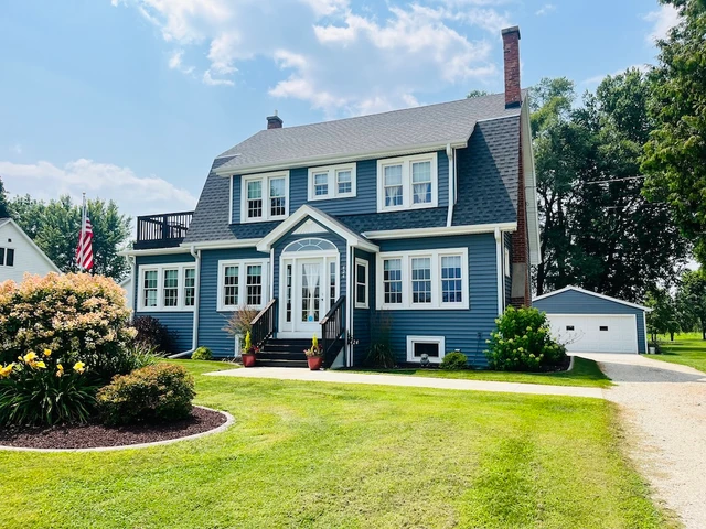 Nearby Listing Image