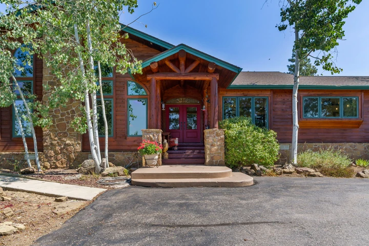 Nearby Listing Image