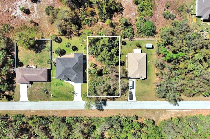 Nearby Listing Image