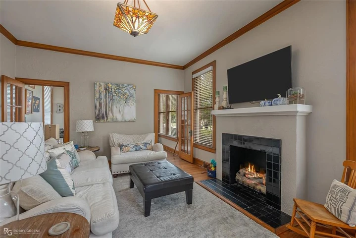 Nearby Listing Image