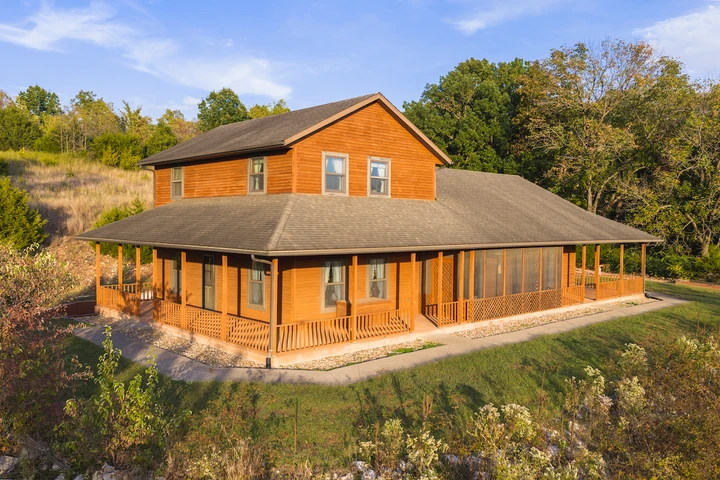 Nearby Listing Image