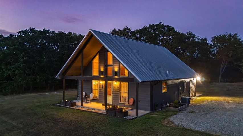 Nearby Listing Image