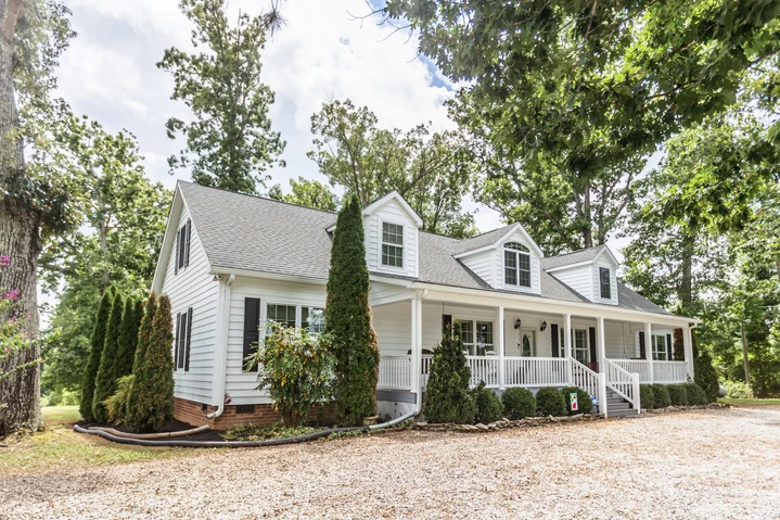 Nearby Listing Image