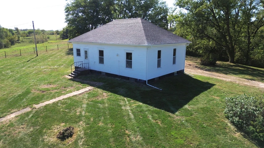 Nearby Listing Image