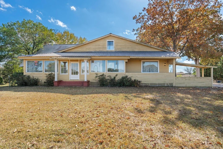 Nearby Listing Image