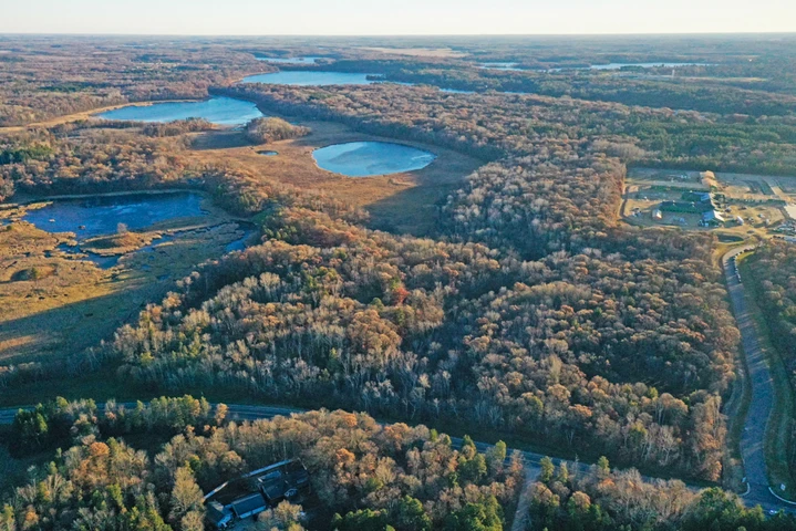 Nearby Listing Image