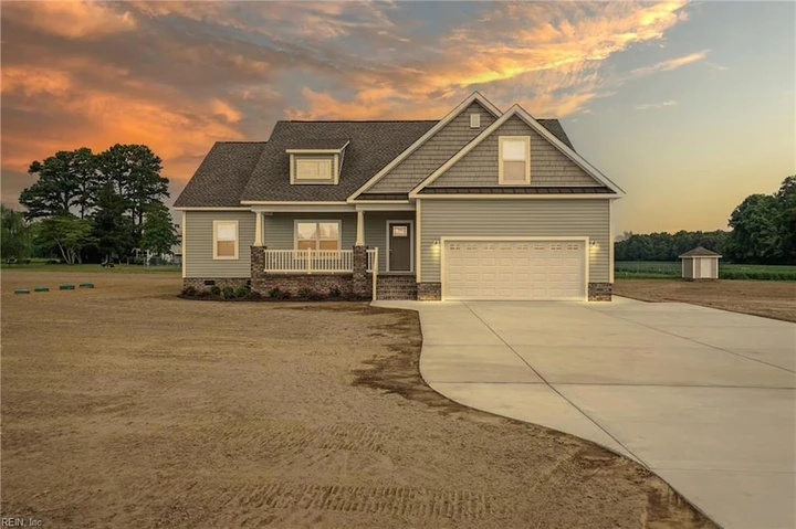 Nearby Listing Image