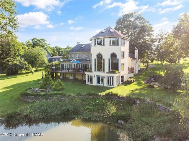 Nearby Listing Image