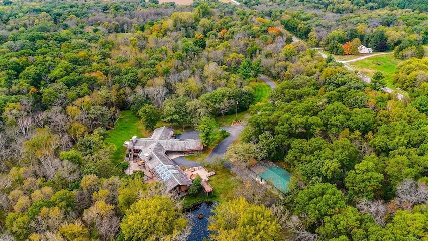 Nearby Listing Image