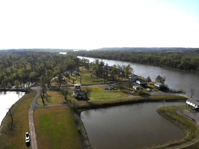 Nearby Listing Image