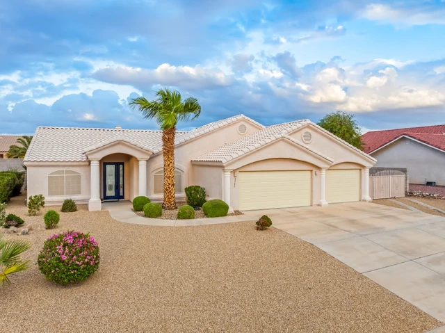 Nearby Listing Image