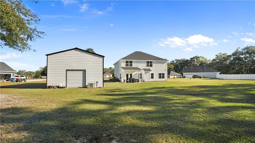 Nearby Listing Image