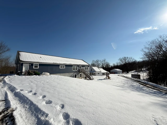 Nearby Listing Image