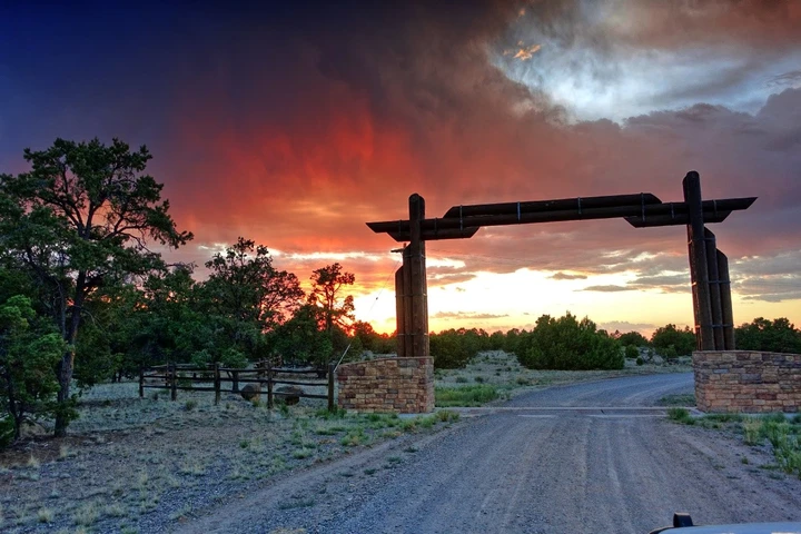 Nearby Listing Image