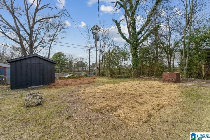 Nearby Listing Image