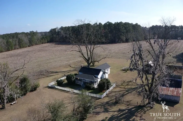 Nearby Listing Image