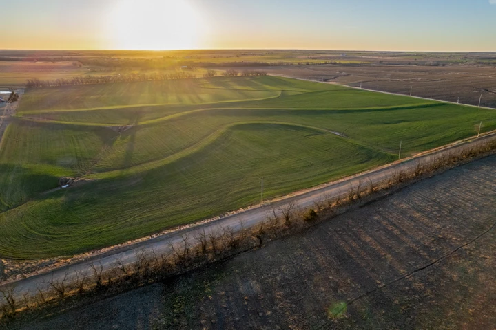 Nearby Listing Image