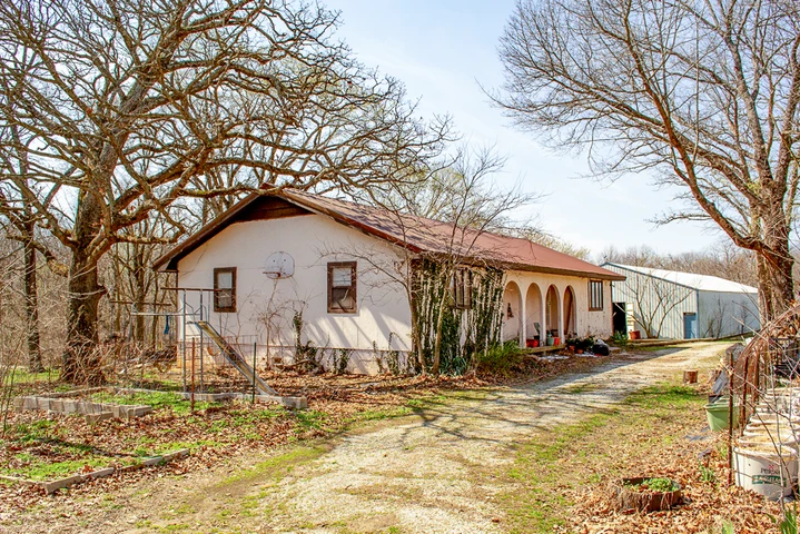 Nearby Listing Image