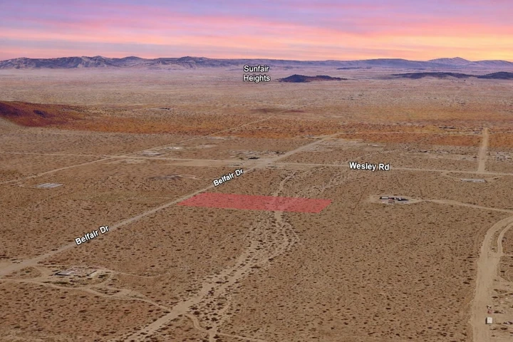 Nearby Listing Image