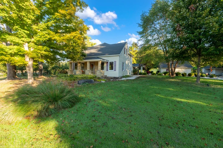 Nearby Listing Image