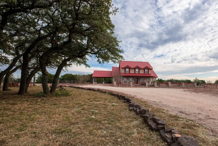Nearby Listing Image