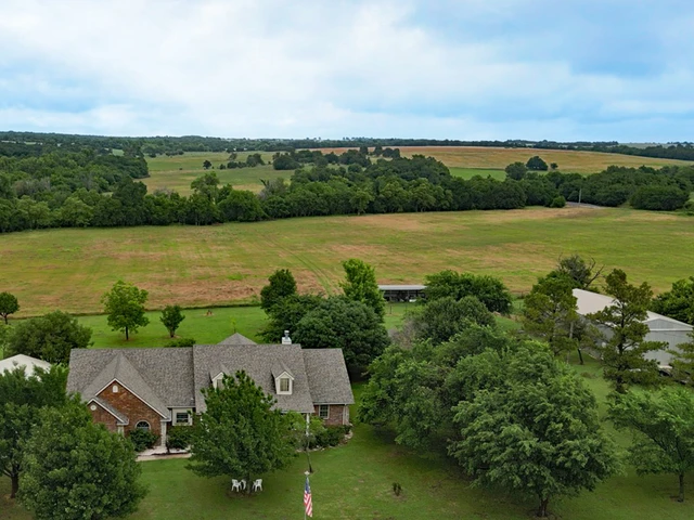 Nearby Listing Image