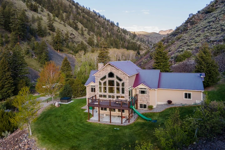Nearby Listing Image