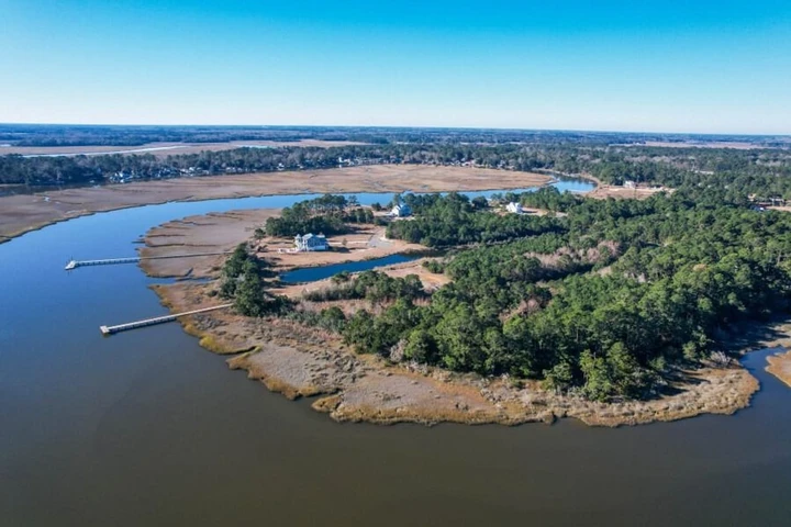 Nearby Listing Image