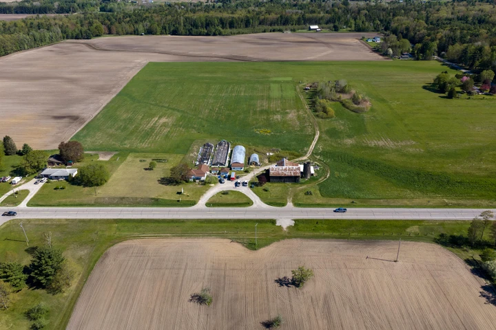 Nearby Listing Image