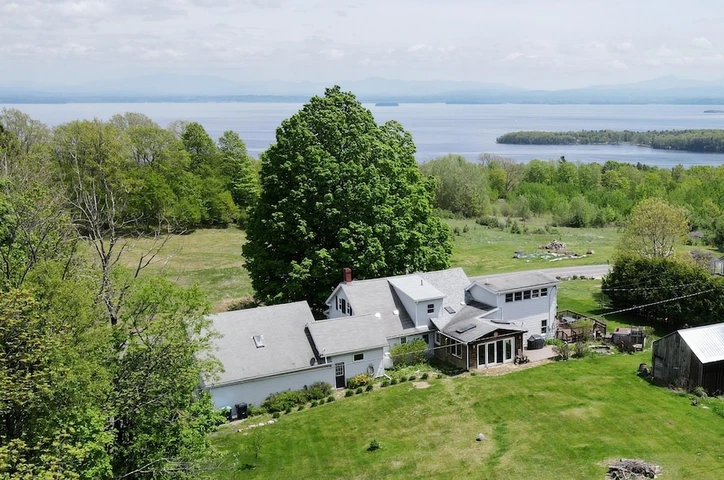 Nearby Listing Image