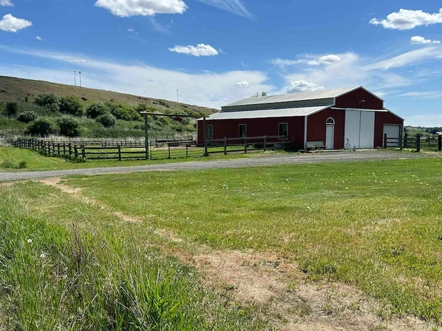 Nearby Listing Image