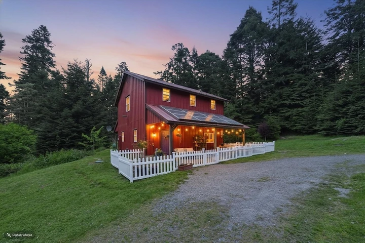 Nearby Listing Image