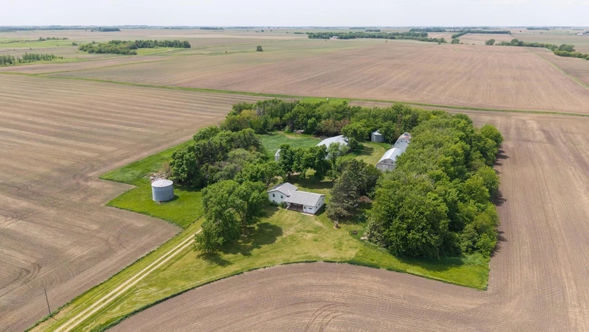Nearby Listing Image