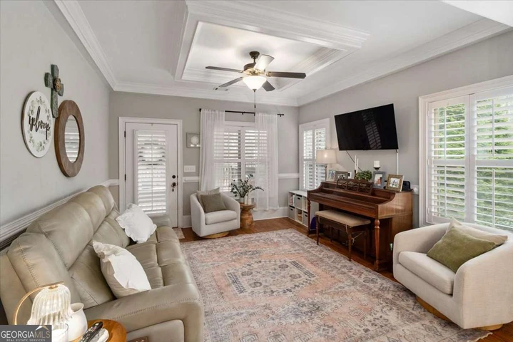 Nearby Listing Image