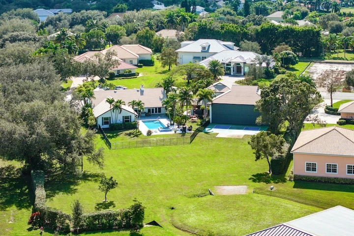 Nearby Listing Image