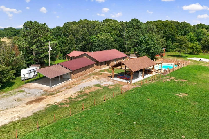 Nearby Listing Image