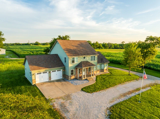 Nearby Listing Image